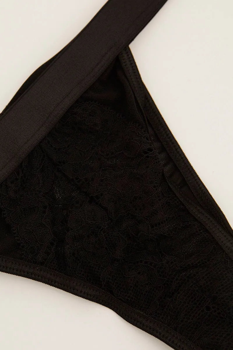 Black Lace Underwire Lingerie Set
